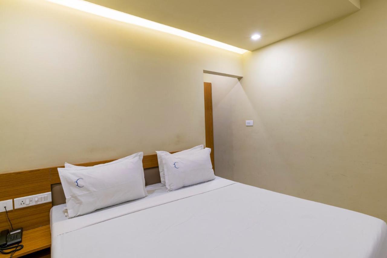 Crescent 3* Chennai