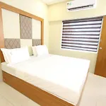 Hotel Crescent Inn