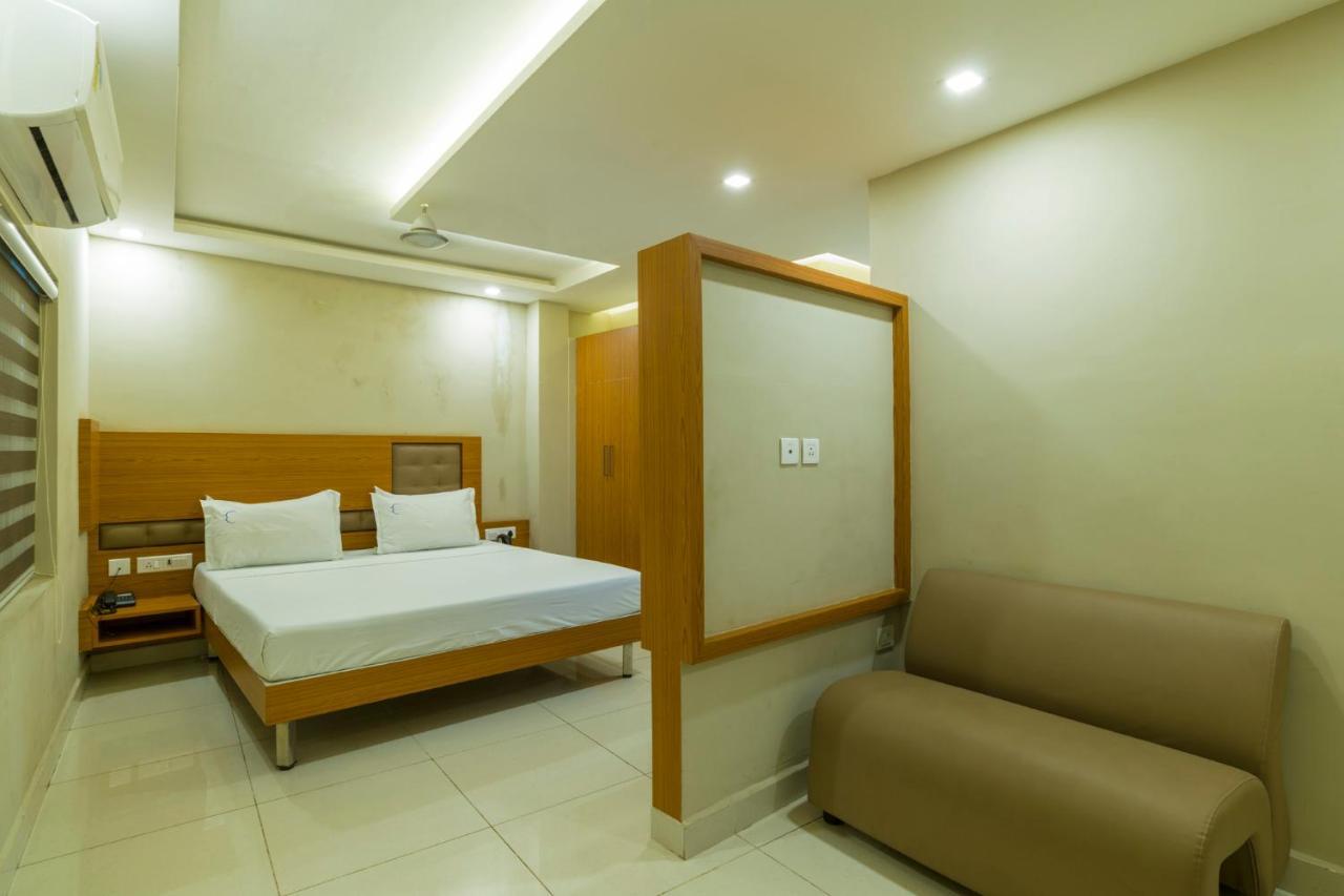 Hotel Crescent Chennai